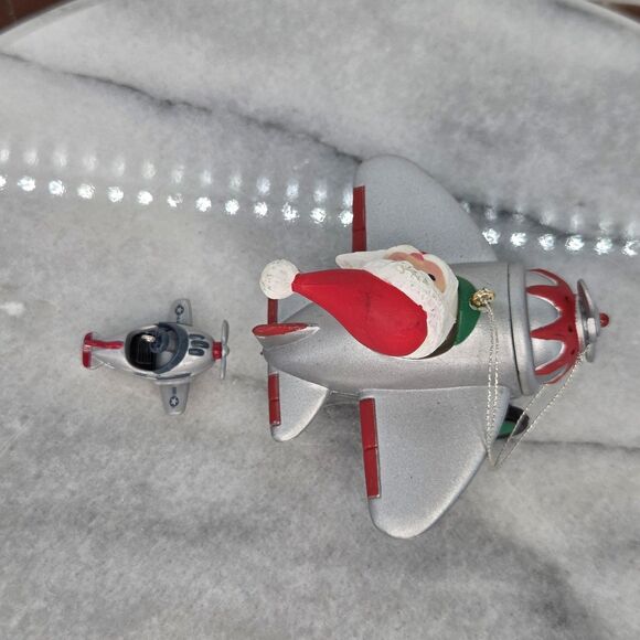 Vintage 1996 Santa Airplane Longs Ornament + 1997 Hallmark Pursuit Christmas Lot - Picture 7 of 16